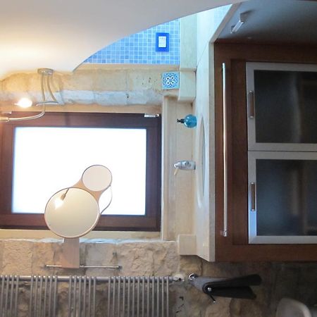 ジョヴィナッツォCasa Torre Di Mactheus Petraroアパートメント エクステリア 写真
