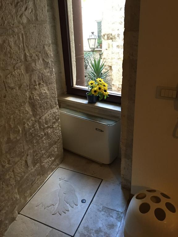 ジョヴィナッツォCasa Torre Di Mactheus Petraroアパートメント エクステリア 写真