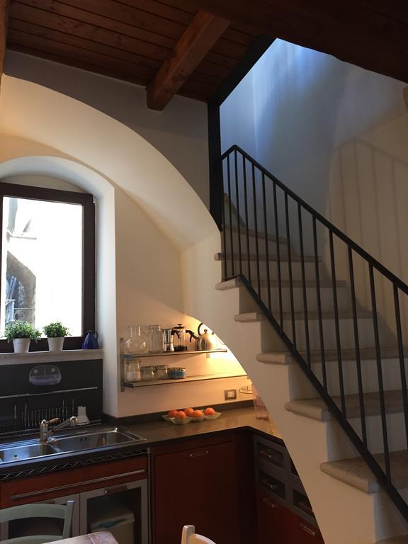 ジョヴィナッツォCasa Torre Di Mactheus Petraroアパートメント 部屋 写真