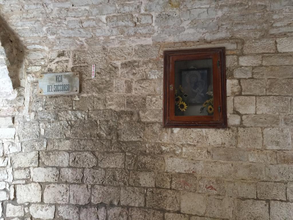 ジョヴィナッツォCasa Torre Di Mactheus Petraroアパートメント エクステリア 写真