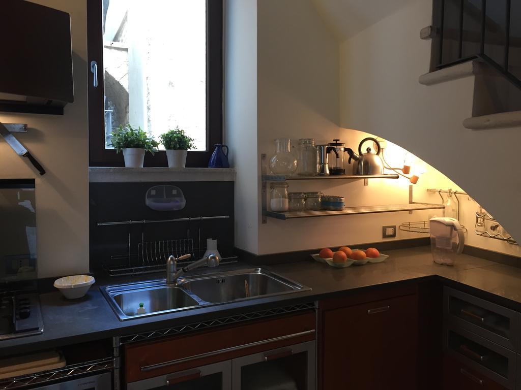ジョヴィナッツォCasa Torre Di Mactheus Petraroアパートメント 部屋 写真