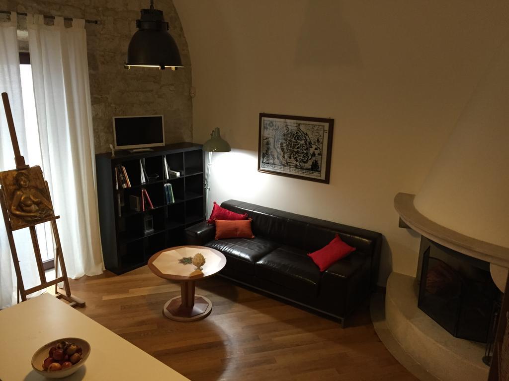 ジョヴィナッツォCasa Torre Di Mactheus Petraroアパートメント 部屋 写真