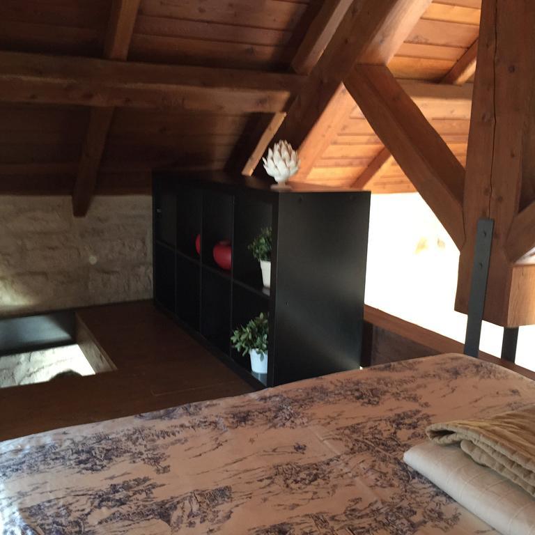 ジョヴィナッツォCasa Torre Di Mactheus Petraroアパートメント エクステリア 写真