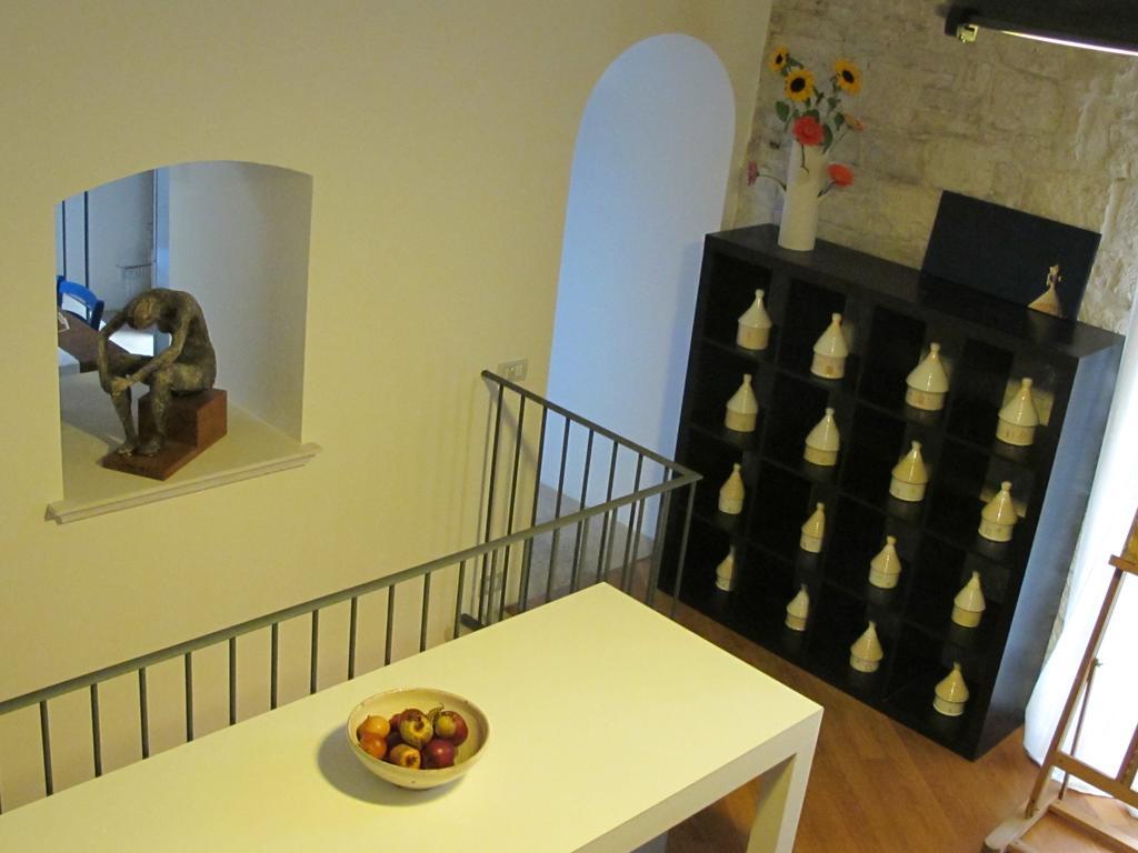 ジョヴィナッツォCasa Torre Di Mactheus Petraroアパートメント エクステリア 写真